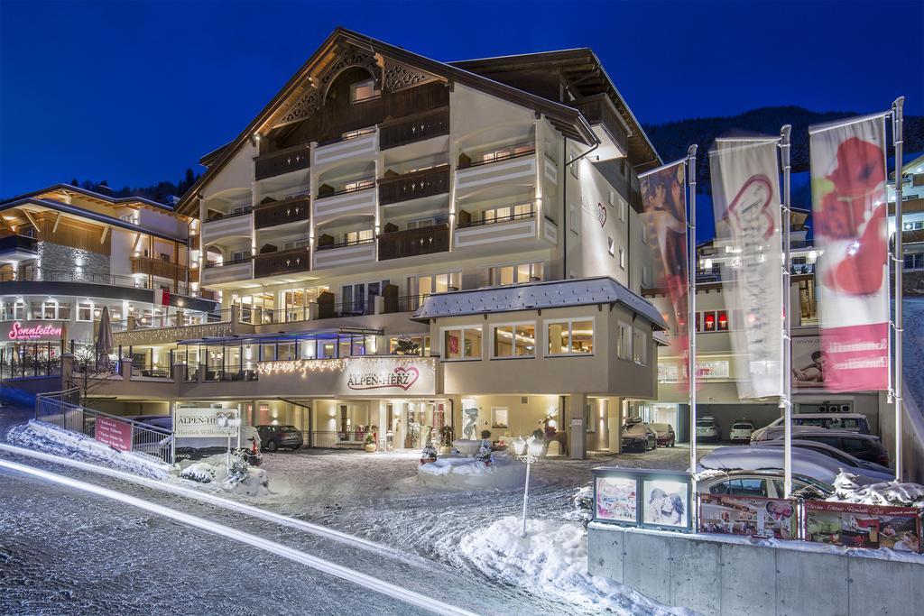 Hotel Alpen-Herz Romantik & Spa - Adults Only Ladis Exterior foto